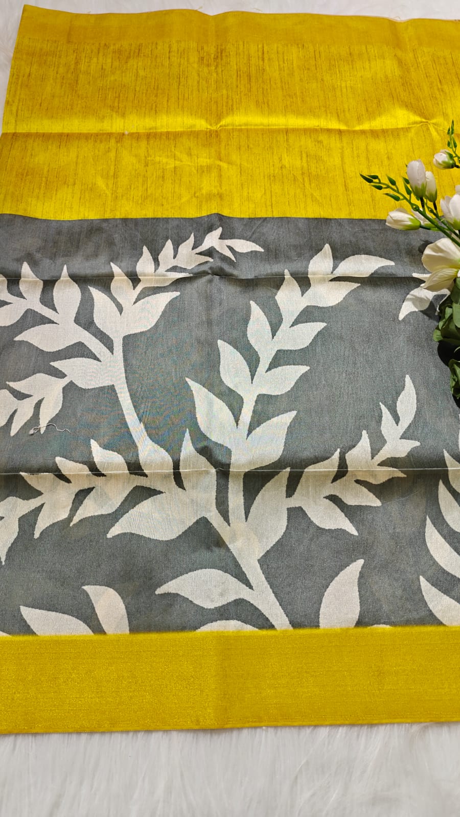 Kosa Semi Silk Saree Green Yellow & Grey Half & Half Pattern