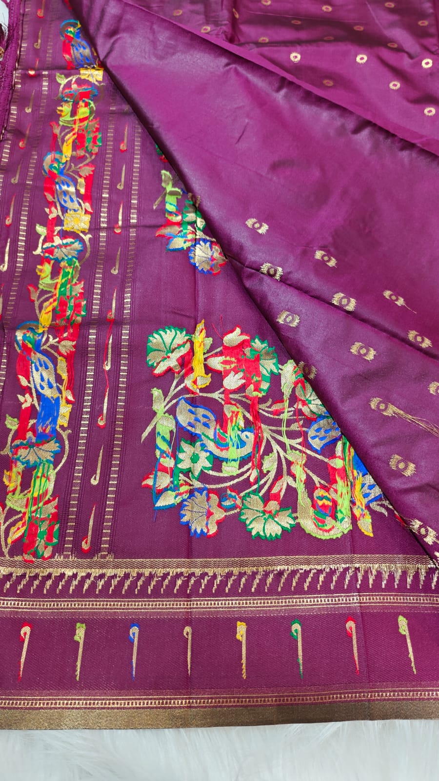 Soft Paithani Silk Saree With Meenakari Weaved Border & Pallu