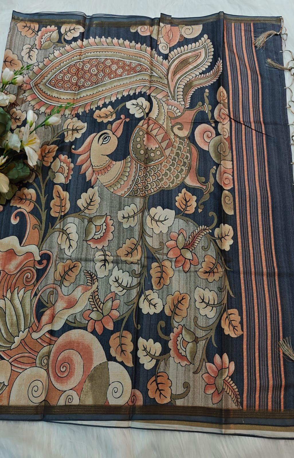 Wisp Grey Kia Silk Saree With Kalamkari Digital Printed