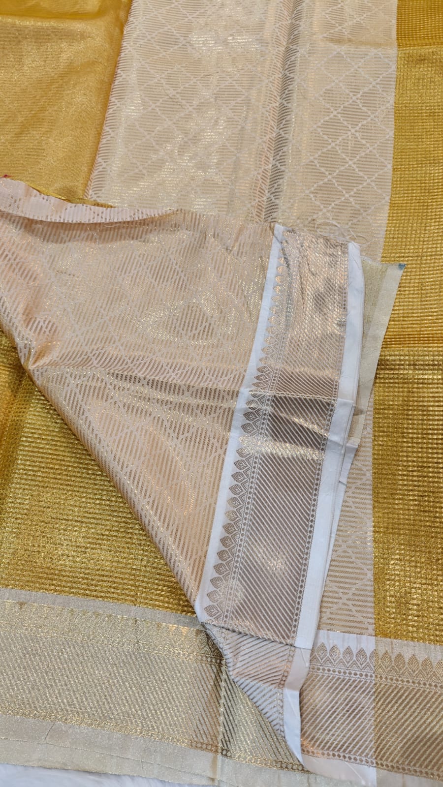 Celebrity inspired Checked Tissue Kanjivaram Semi Silk Saree