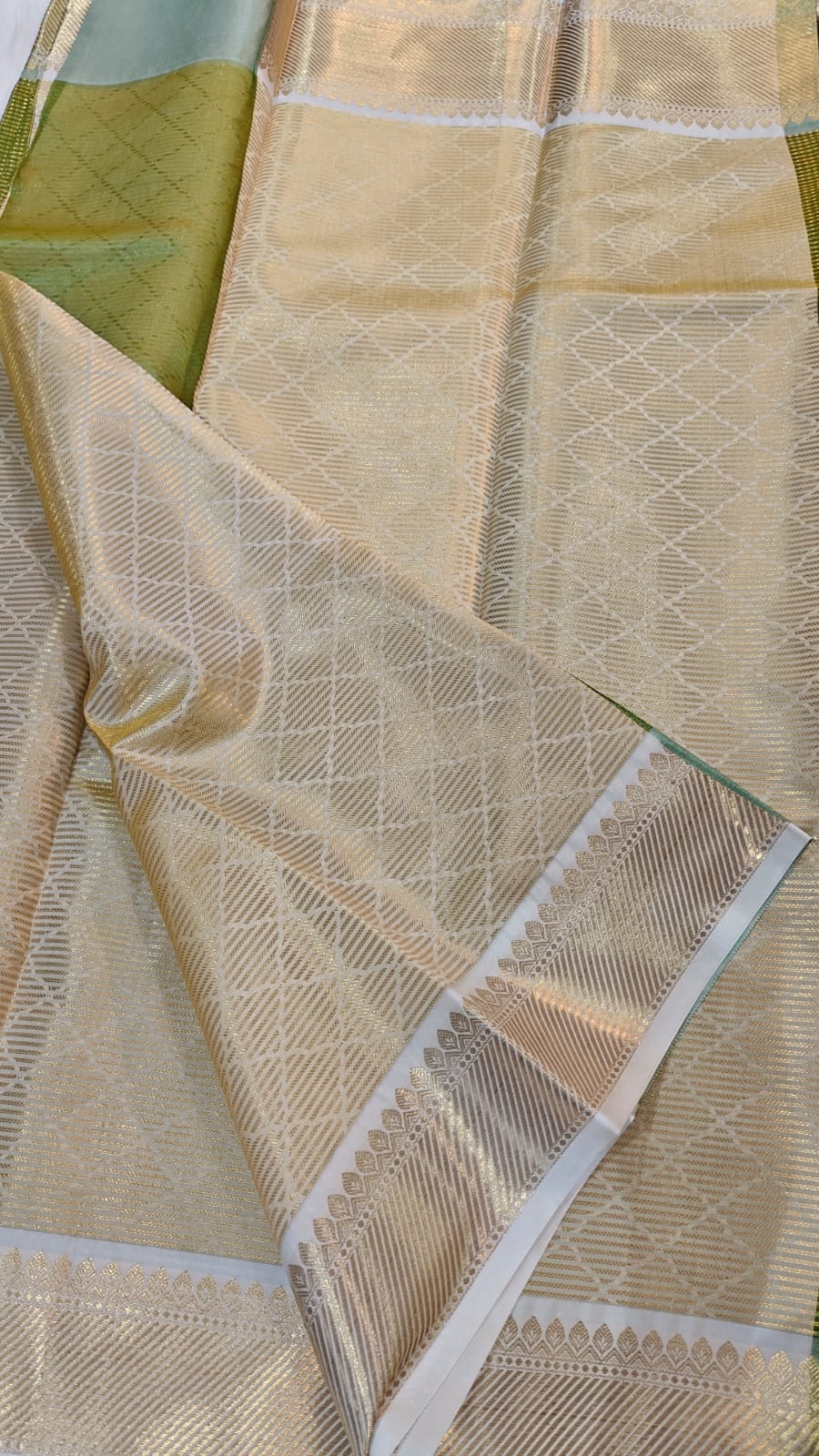 Celebrity inspired Checked Tissue Kanjivaram Semi Silk Saree
