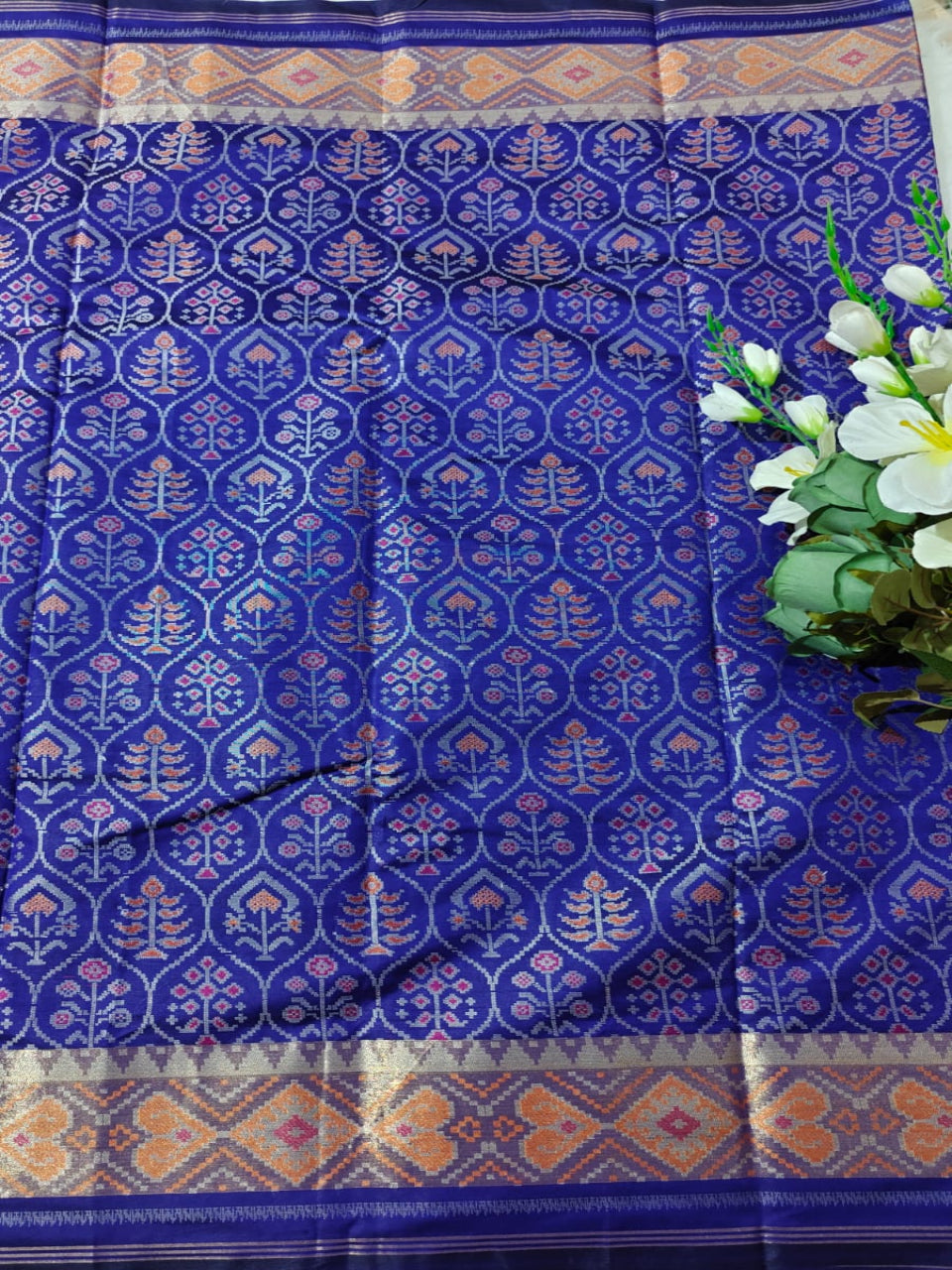 Deep Voilet Ikkat Patola Semi Silk Saree With Zari Weaving