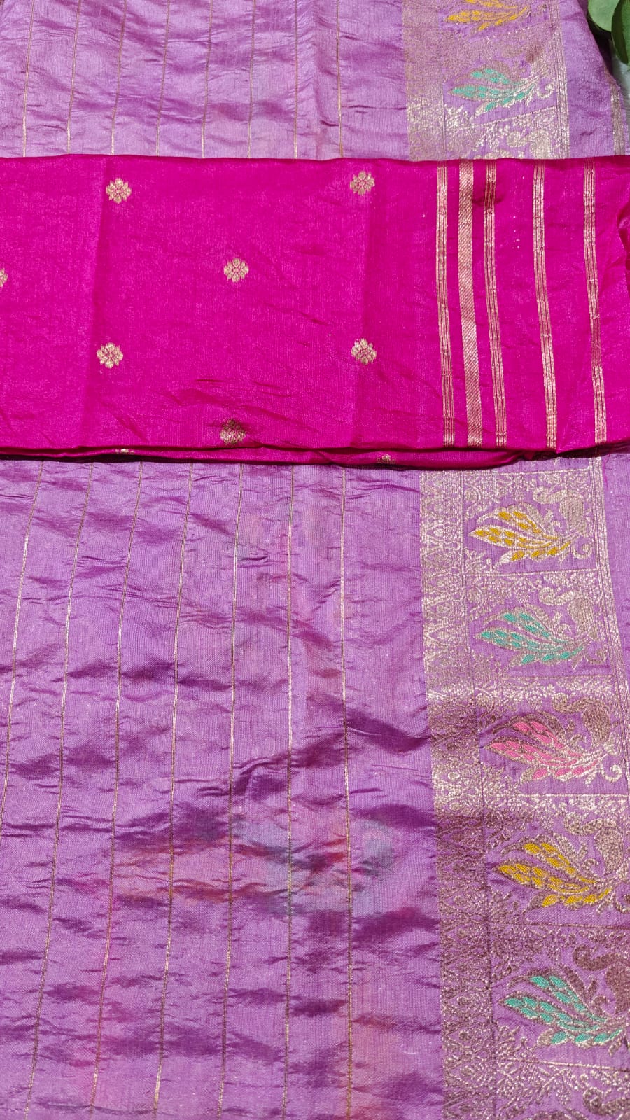Lavender Desinger Viscose Dola Silk Saree With Meenakari Zari Weaving Work