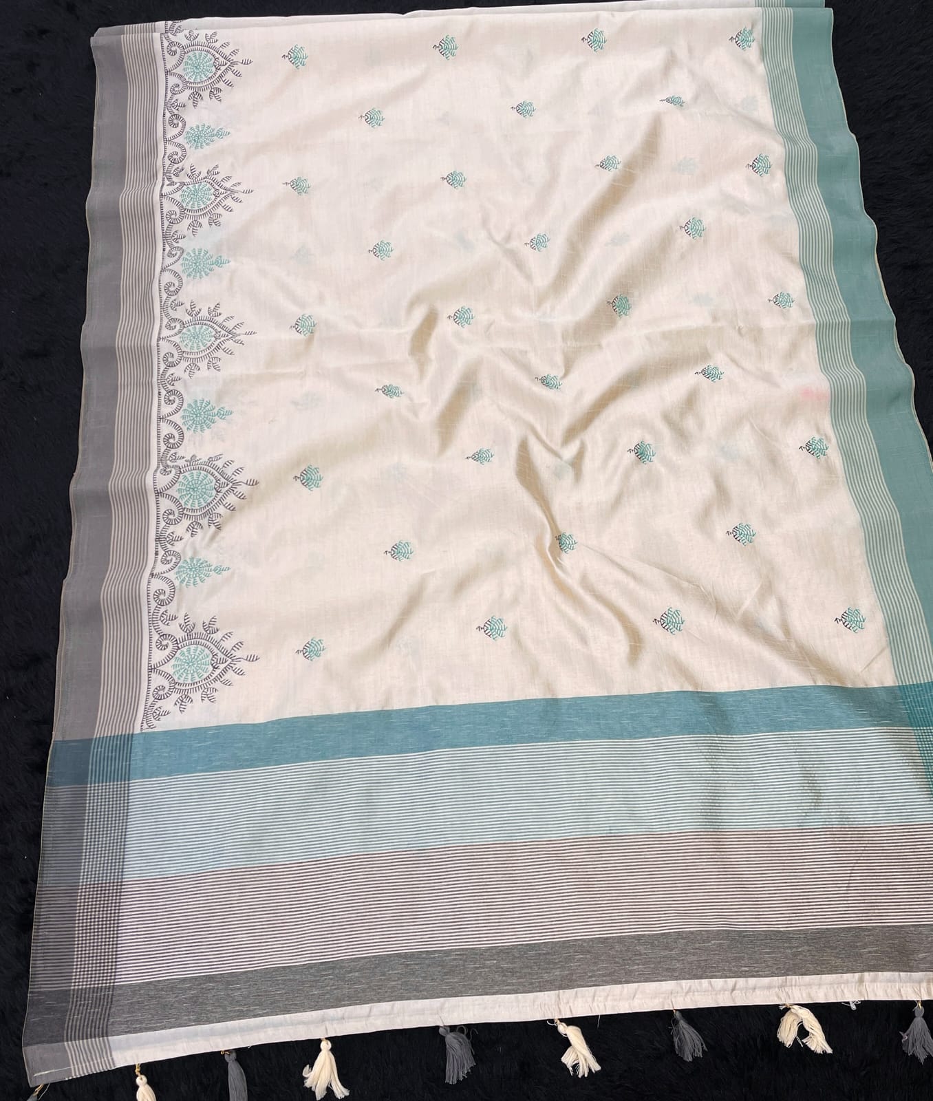 Pearl White Semi Tussar Silk With Peacock Green & Black Kantha Embroidery Work