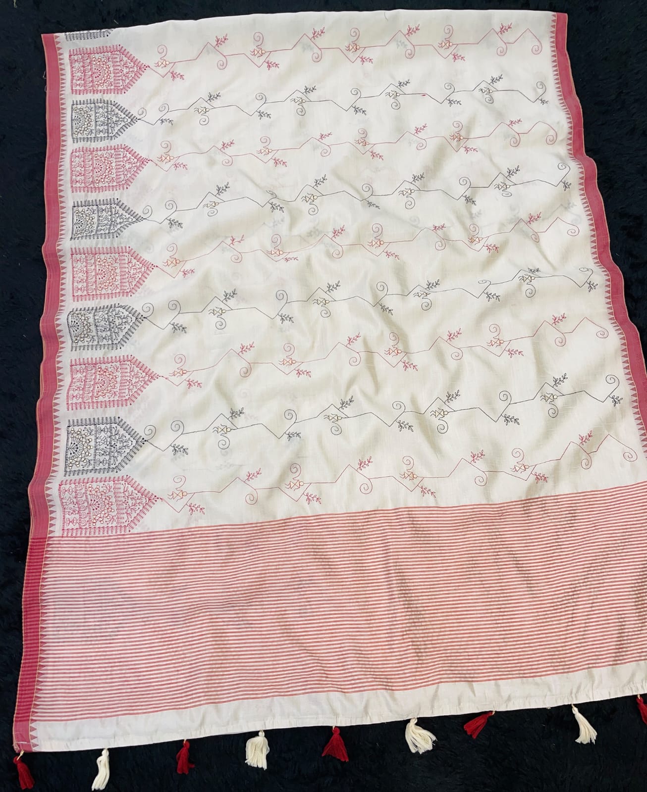 Pearl White Semi Tussar Silk With Red & Black Kantha Embroidery Work