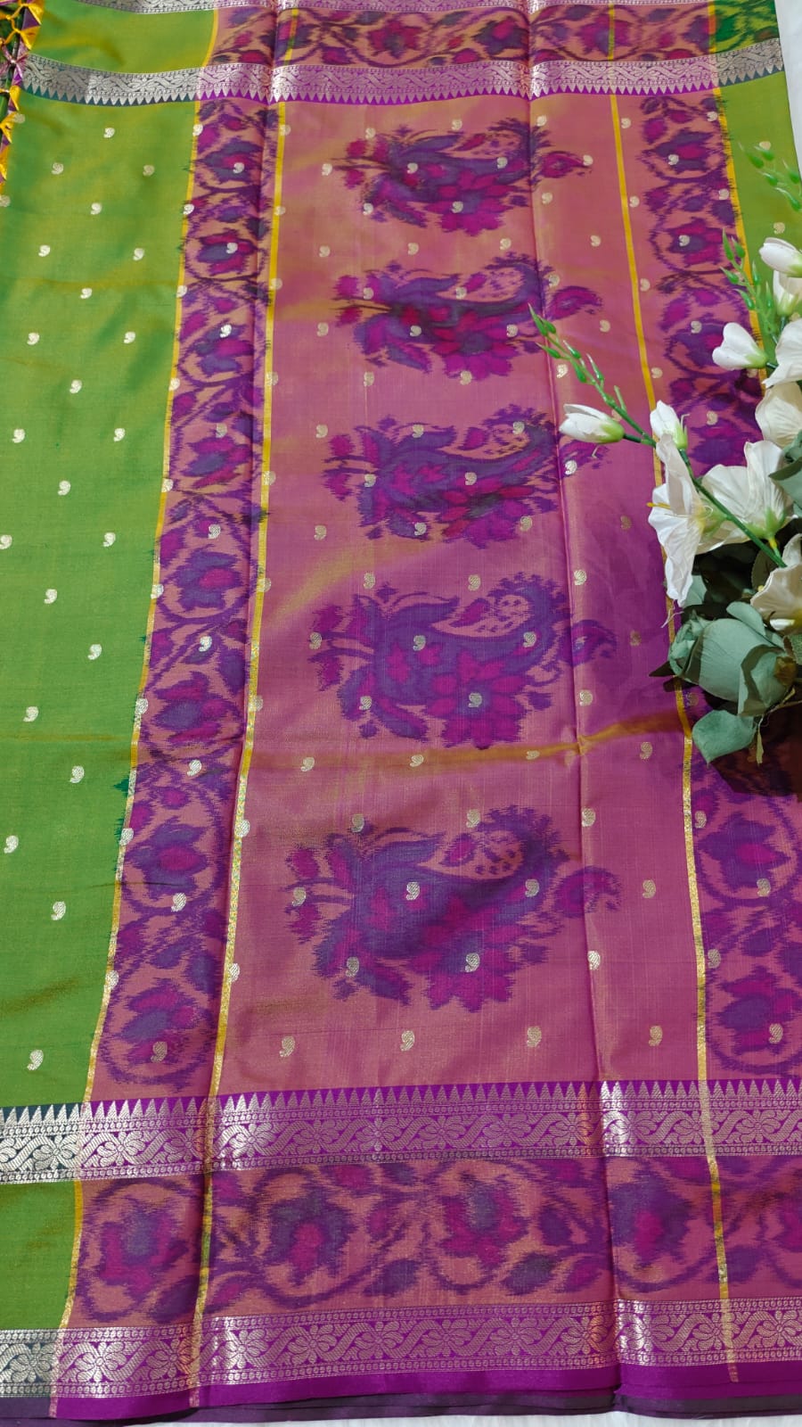 Dual Shade Fern Green Semi Soft Silk Saree With Pochampally Print